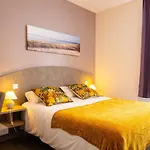 Cit'hotel Le Commerce 2*