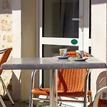 Отель Cit'hotel Le Commerce