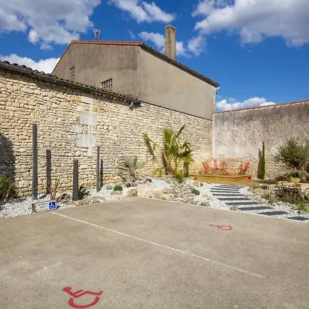 Cit'hotel Le Commerce 2*