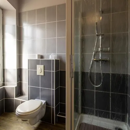 Cit'hotel Le Commerce ホテル