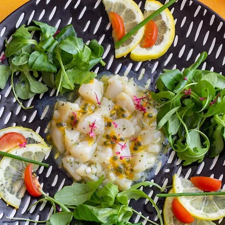 Hotel Cit'hotel Le Commerce 2*