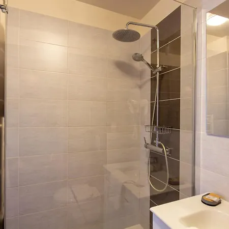 ホテル Cit'hotel Le Commerce ソジョン