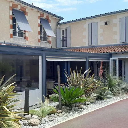 Cit'hotel Le Commerce Saujon