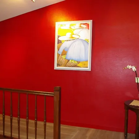 Hotell Cit'hotel Le Commerce 2*