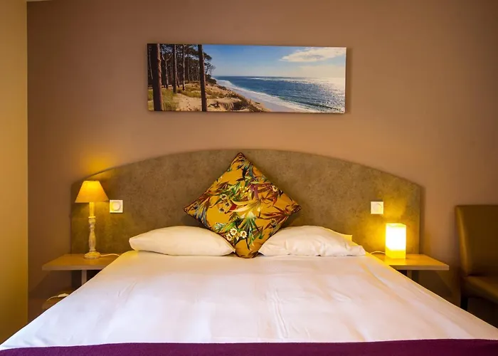 Cit'hotel Le Commerce Hotel