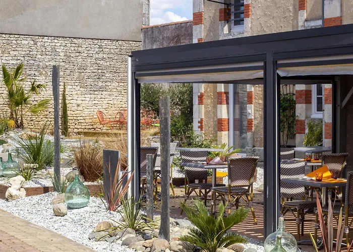 Cit'hotel Le Commerce Saujon