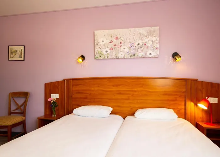 Cit'hotel Le Commerce Ξενοδοχείο 2*