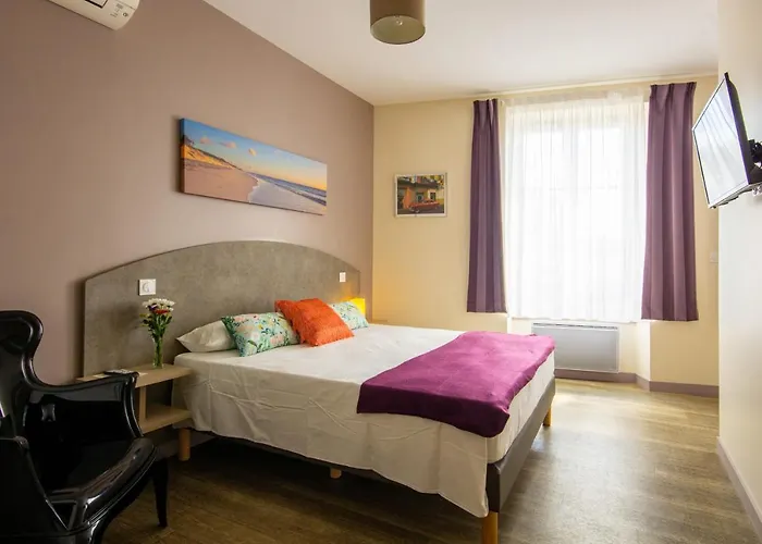 Hotel Cit'hotel Le Commerce 2*