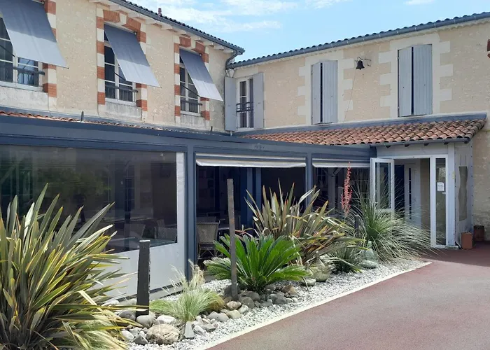 Cit'hotel Le Commerce Saujon