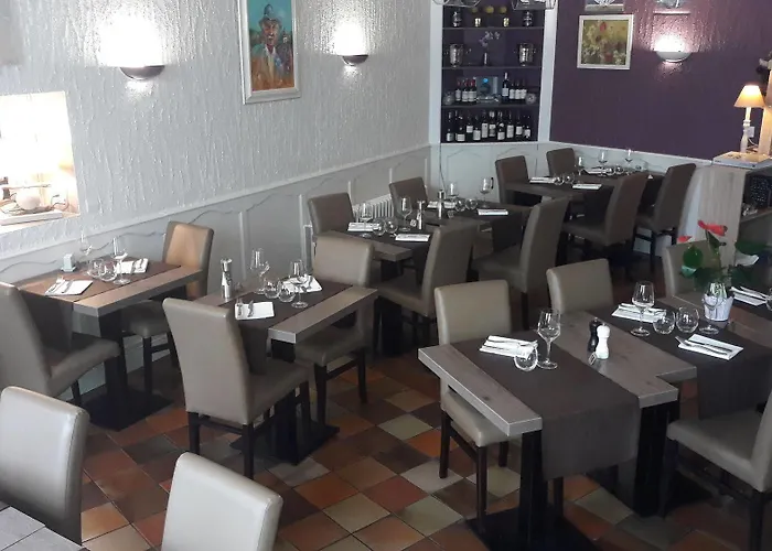 Cit'hotel Le Commerce 2* Saujon