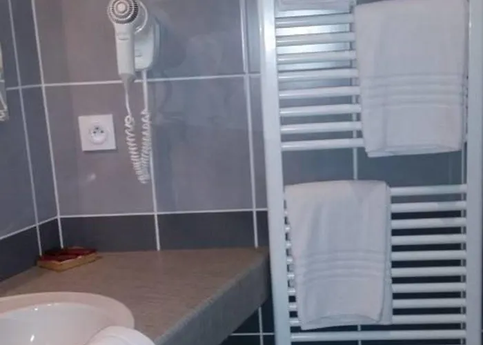 Cit'hotel Le Commerce Ξενοδοχείο 2*